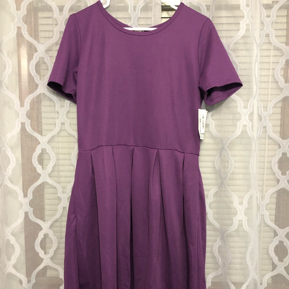 LuLaRoe Amelia
